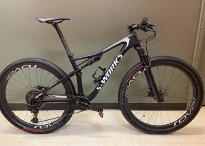 2018 Specialized SWORKS Epic 29 Medium