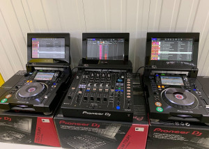 Pioneer CDJ-Tour1, Pioneer DJM-Tour1, Pioneer CDJ-3000, Pioneer DJM-A9