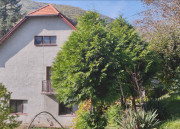 Vidiecký dom s pozemkom s rozlohou 10400m2