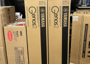 2 units Yamaha Genos2 wit korg packages