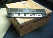 Ketron SD7 Keyboard packing