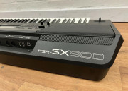 Yamaha Psr-sx900 back view