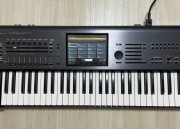 12899_korg_kronos_x_61-key_keyboard_synthesizer_music_workstation_with_thb